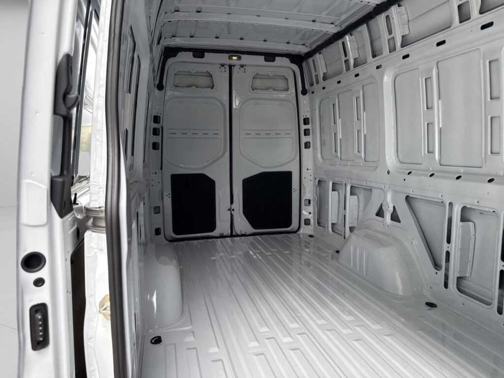 2025 Mercedes-Benz Sprinter Cargo Van 2500