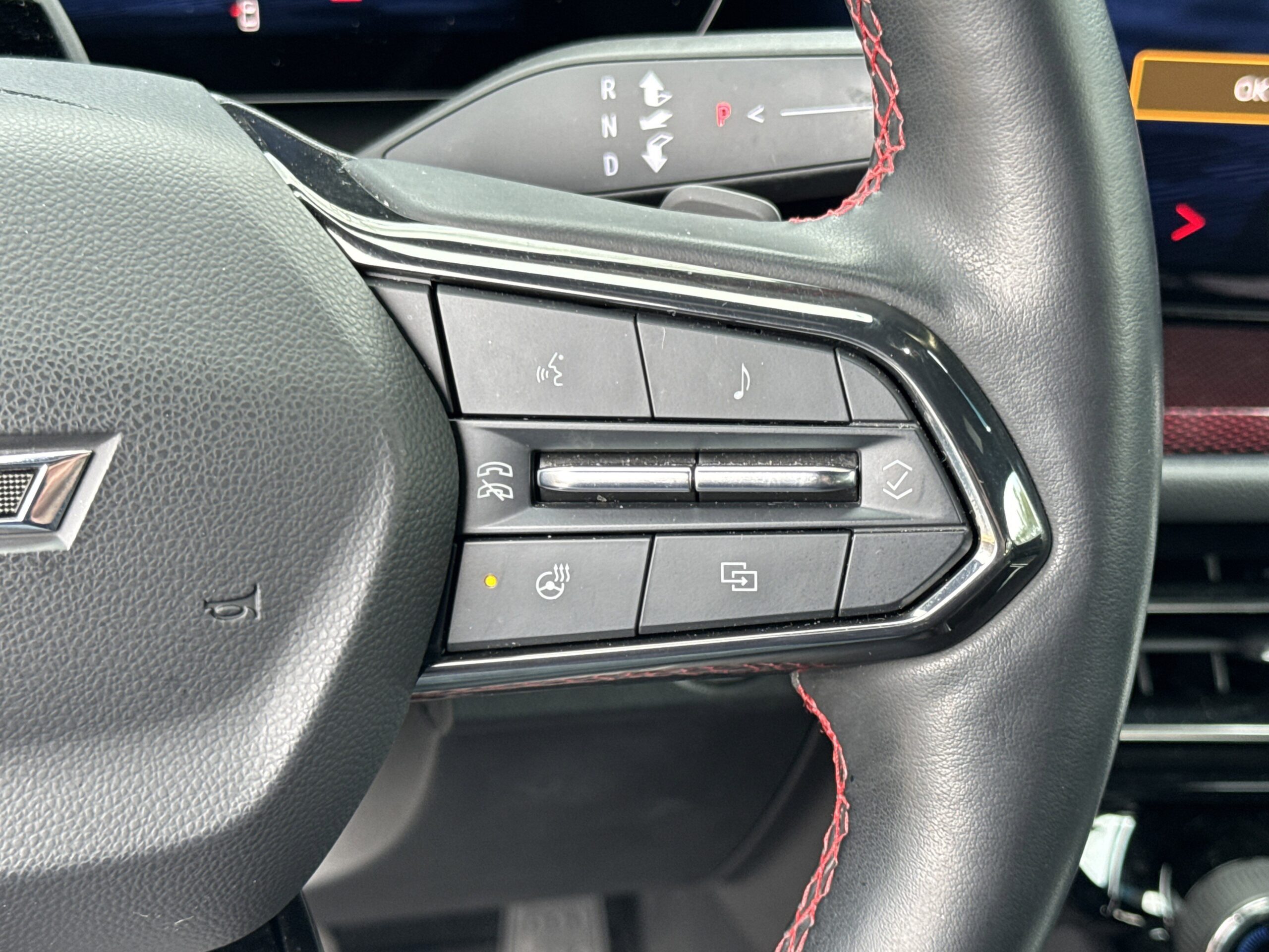 2024 Chevrolet Traverse AWD RS
