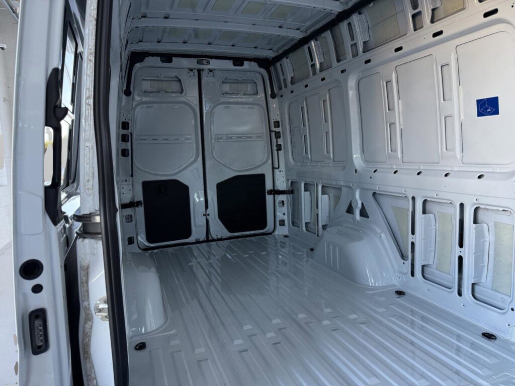 2025 Mercedes-Benz Sprinter Cargo Van 2500