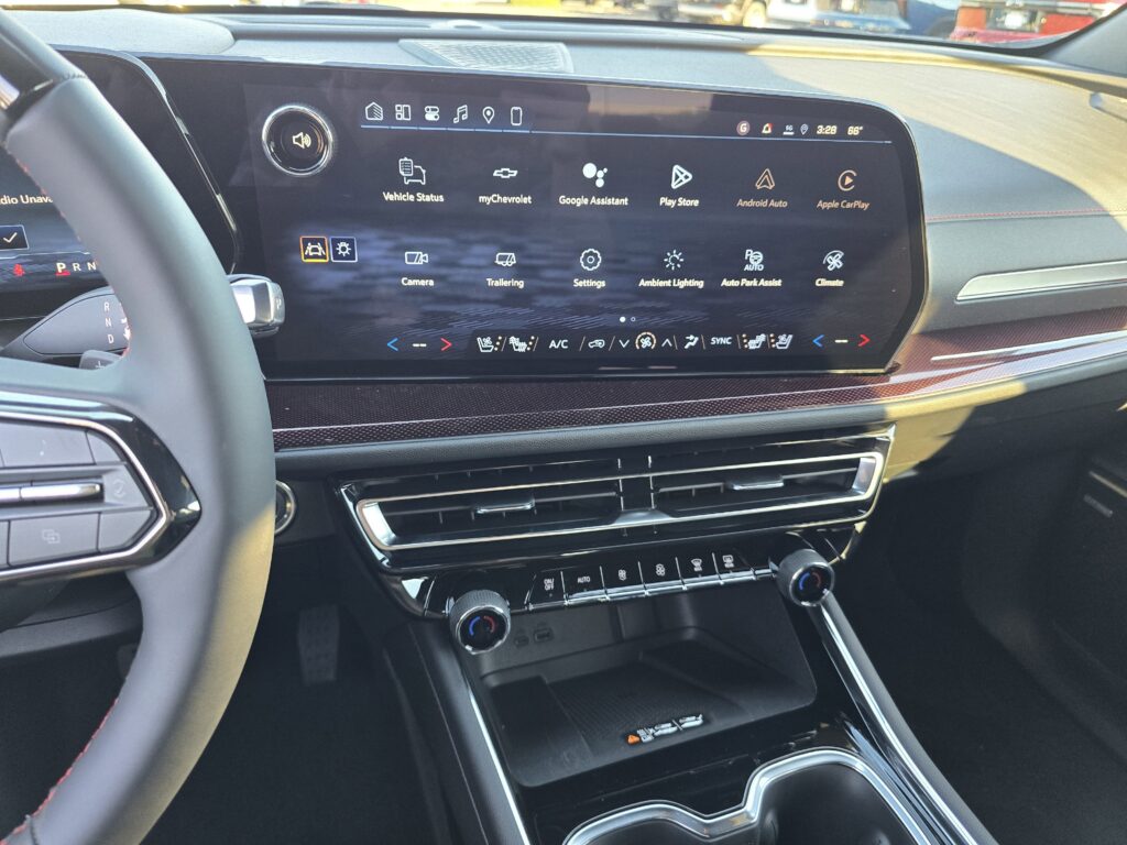 2026 Chevrolet Traverse FWD RS