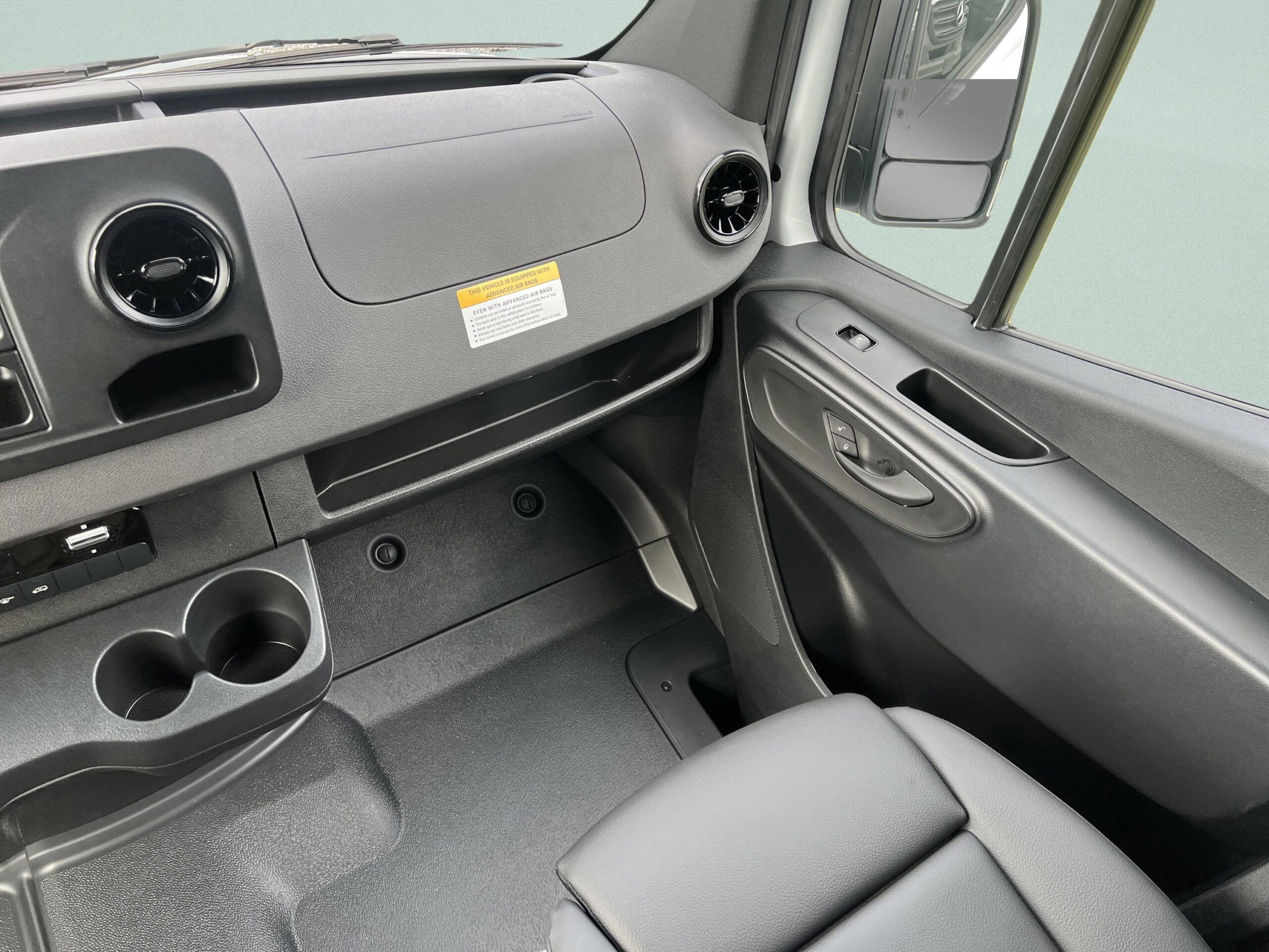 2025 Mercedes-Benz Sprinter Cargo Van 2500
