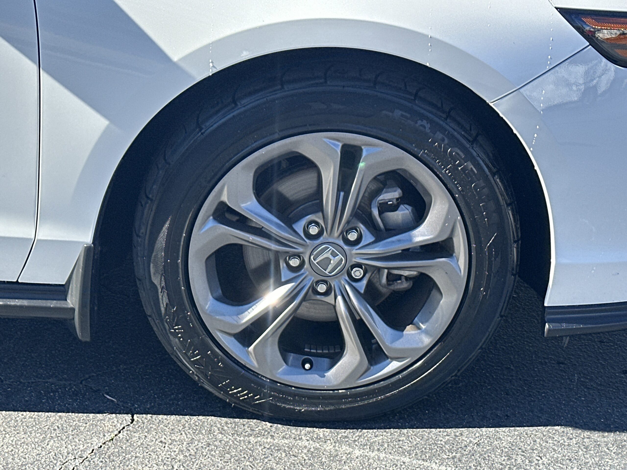 2024 Honda Accord Sedan EX