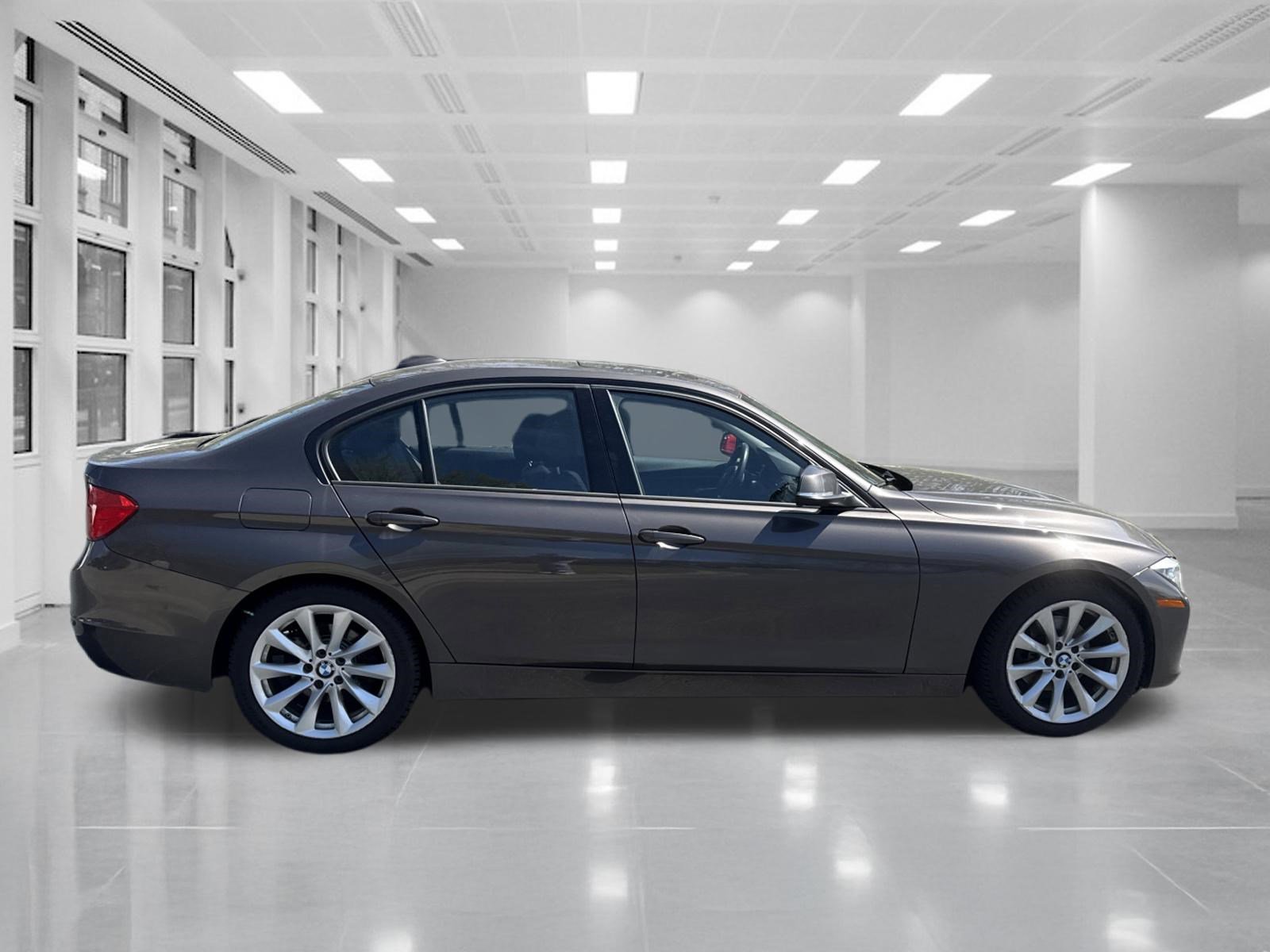 2013 BMW 3 Series 328i