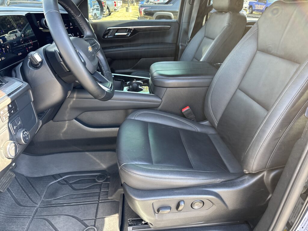 2025 Chevrolet Suburban