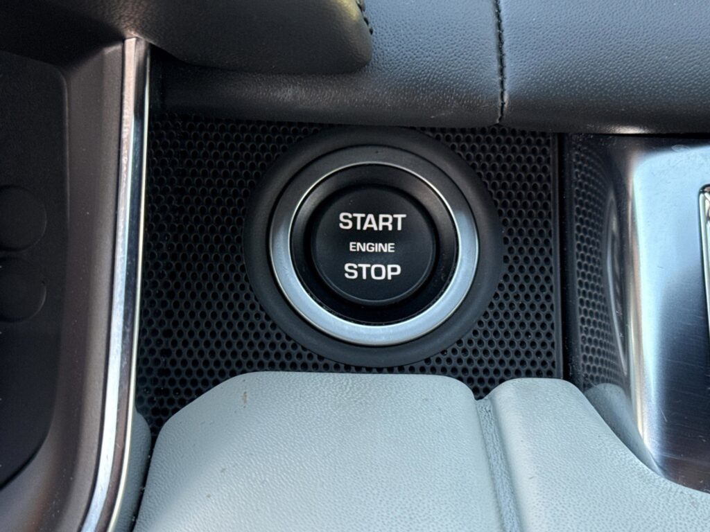 2021 Land Rover Range Rover Sport SVR