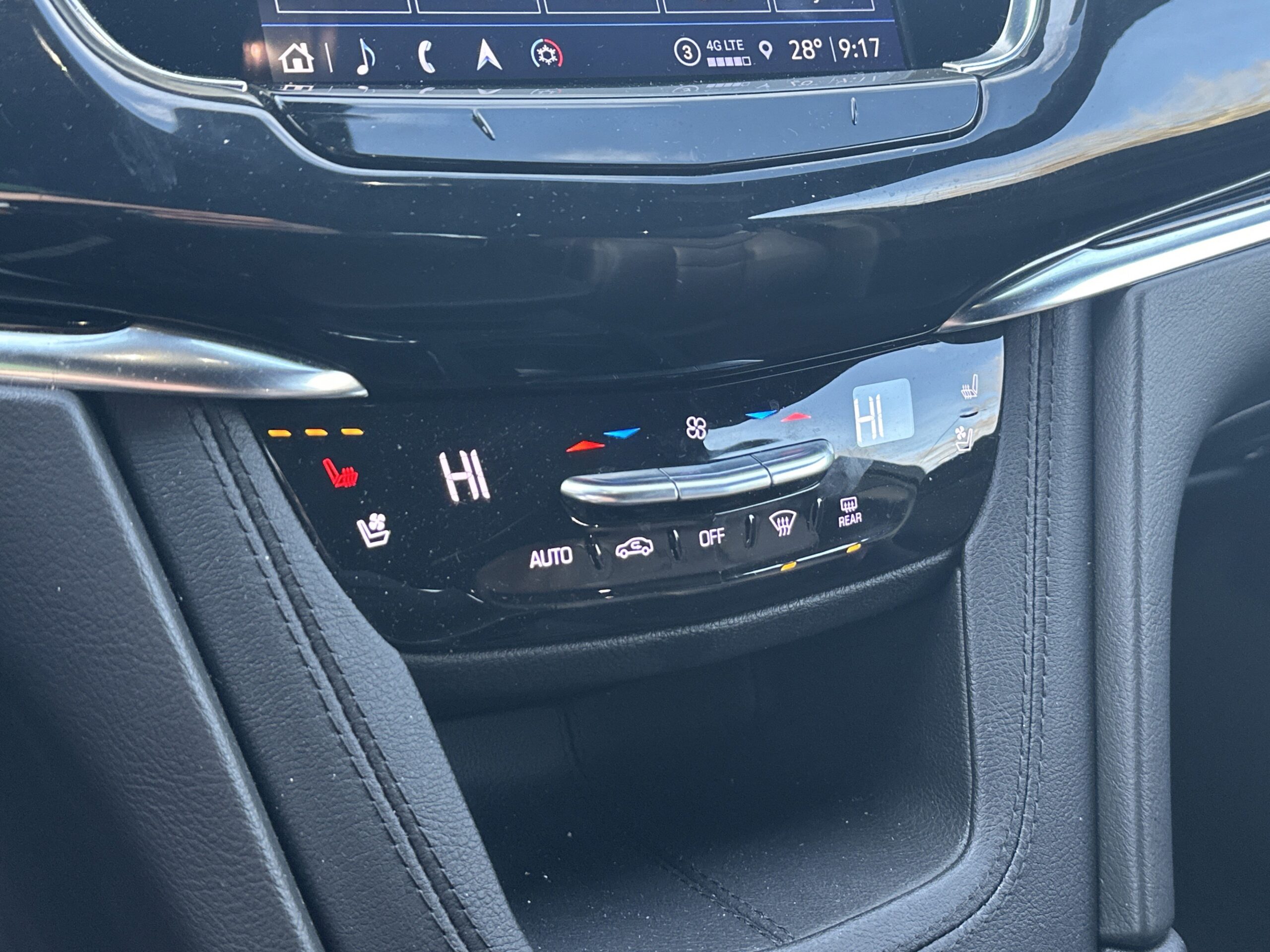 2023 Cadillac XT6 FWD Premium Luxury