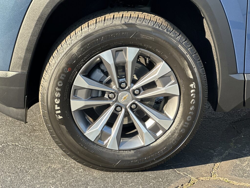 2026 Chevrolet Equinox FWD LT