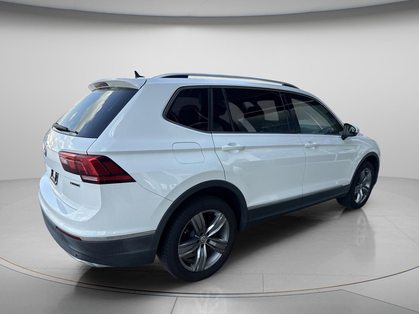2019 Volkswagen Tiguan SEL Premium