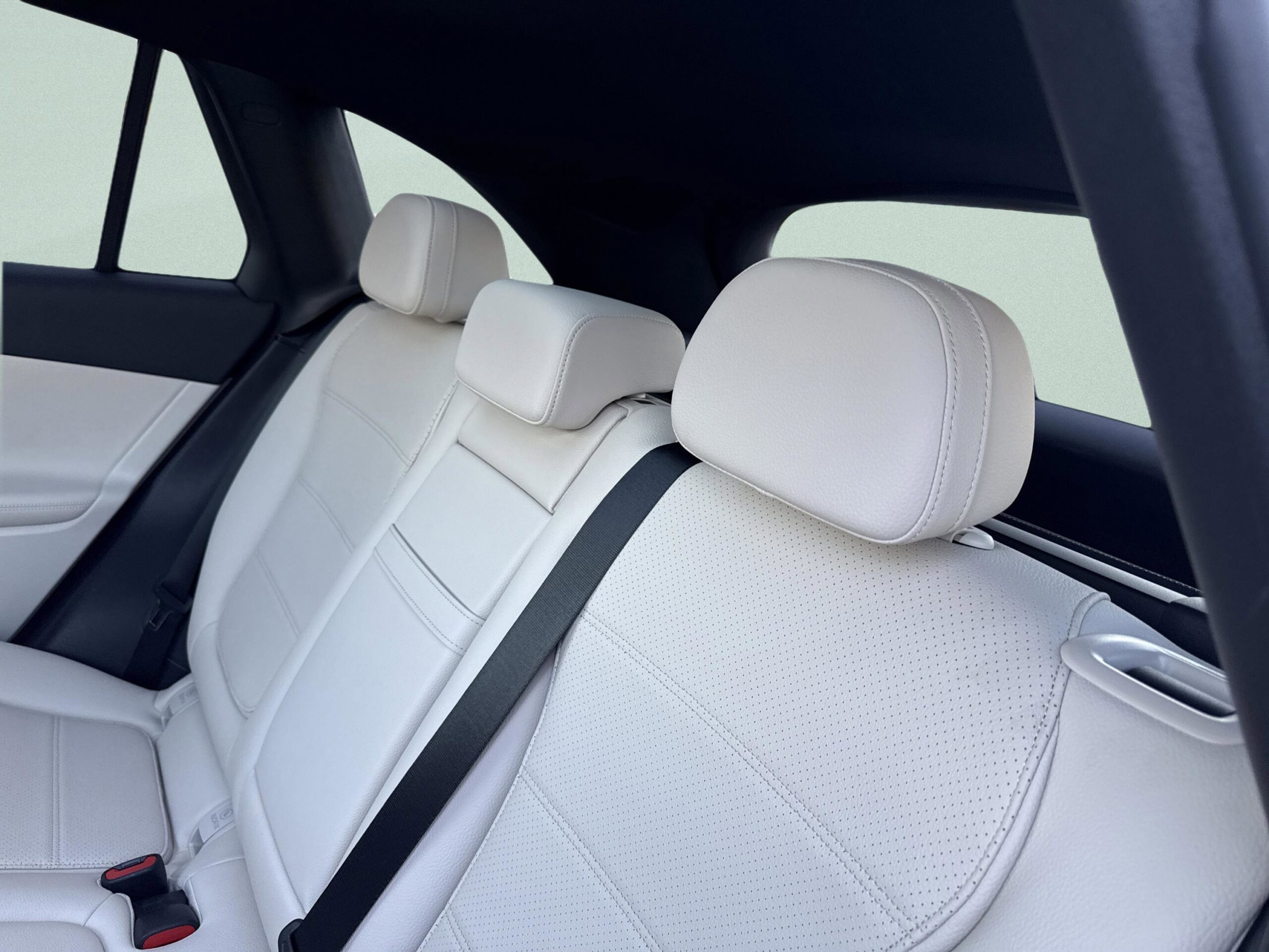 2025 Mercedes-Benz GLC GLC 300