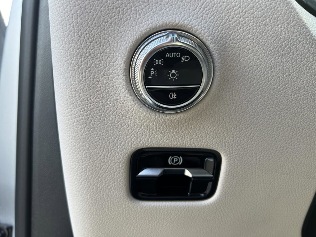 2025 Mercedes-Benz GLC GLC 300