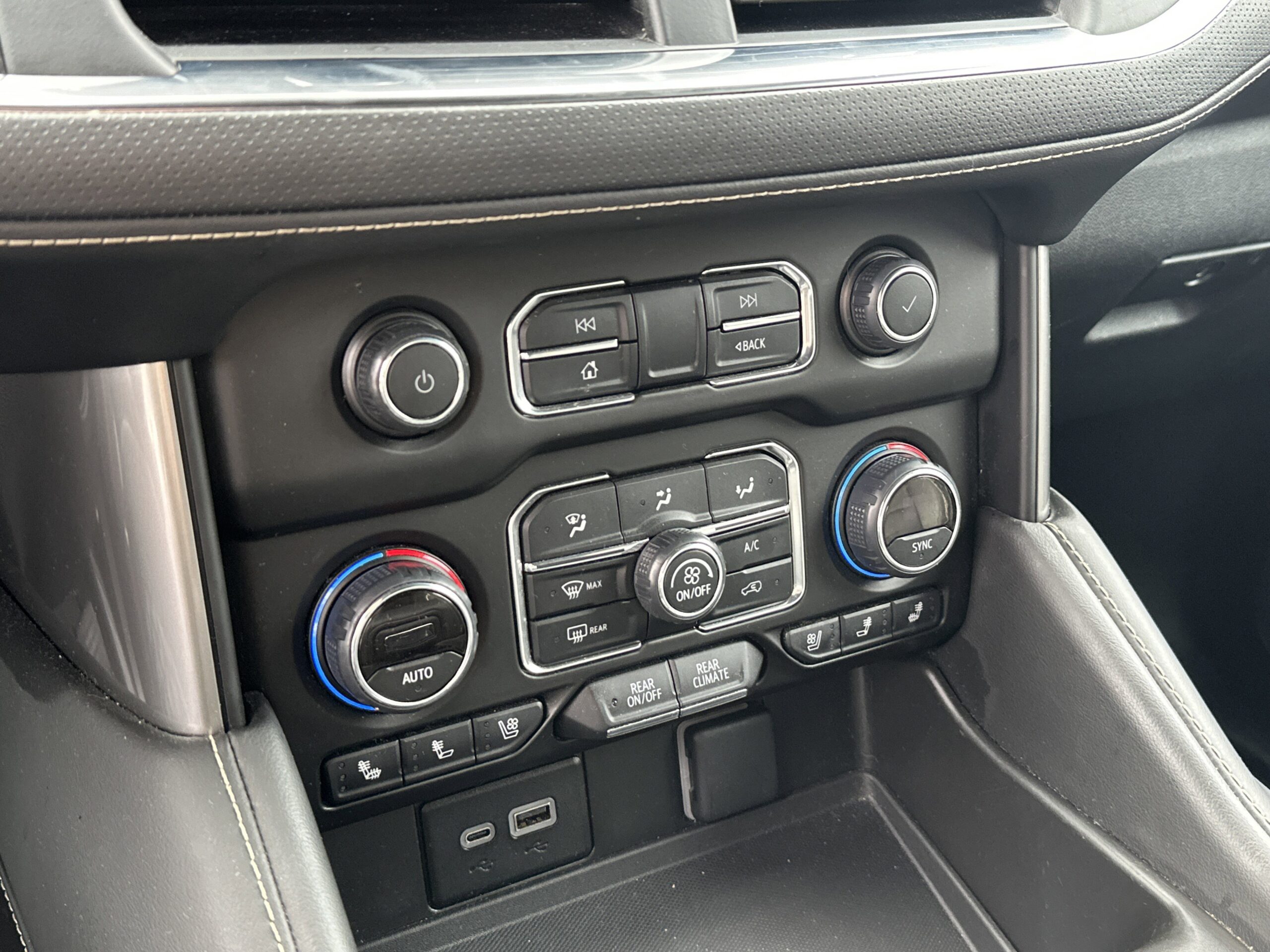 2024 Chevrolet Tahoe Premier