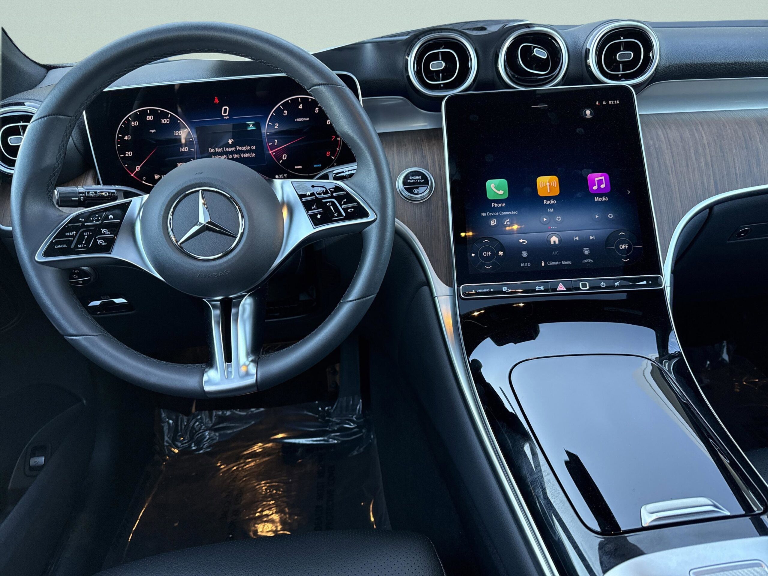 2025 Mercedes-Benz GLC GLC 300
