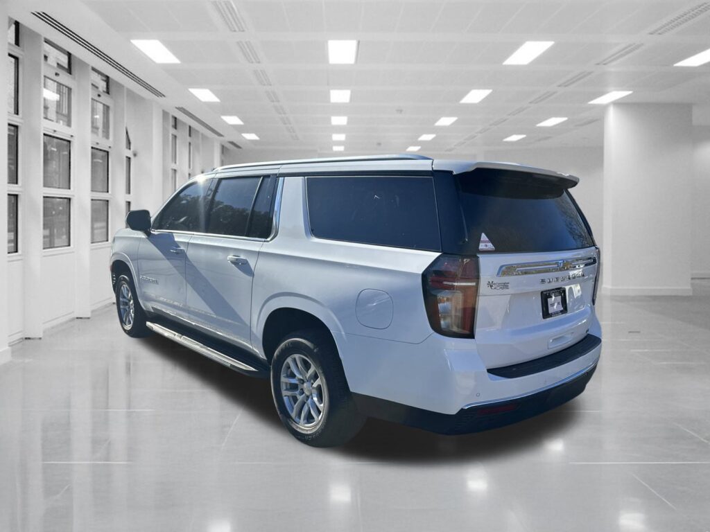 2022 Chevrolet Suburban LT