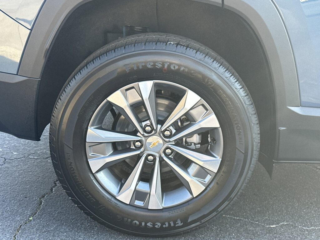 2026 Chevrolet Equinox FWD LT