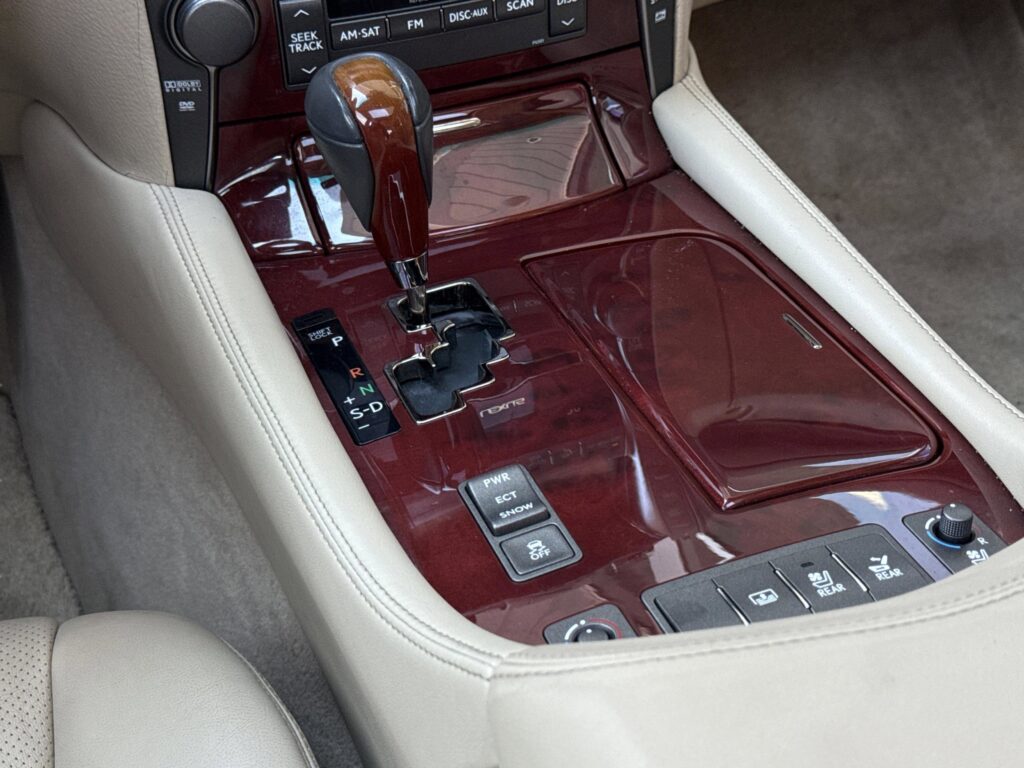 2007 Lexus LS 460