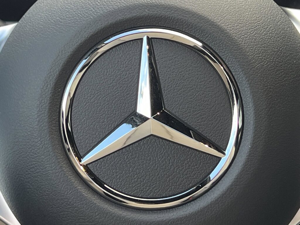 2025 Mercedes-Benz GLC GLC 300