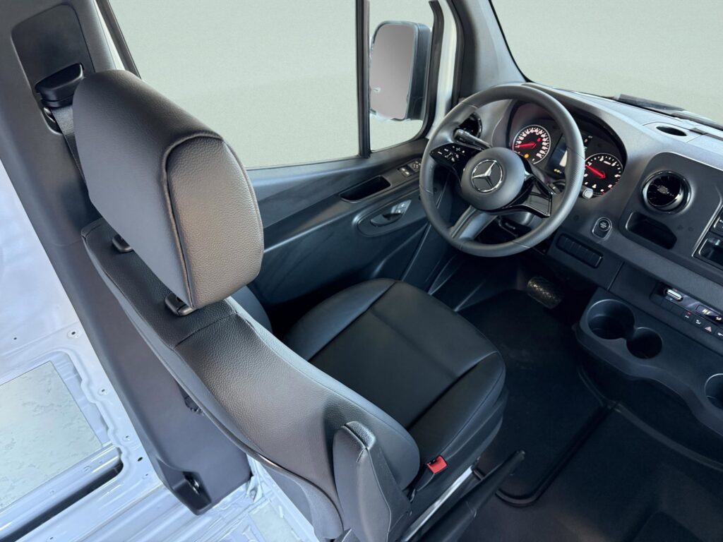2025 Mercedes-Benz Sprinter Cargo Van 2500