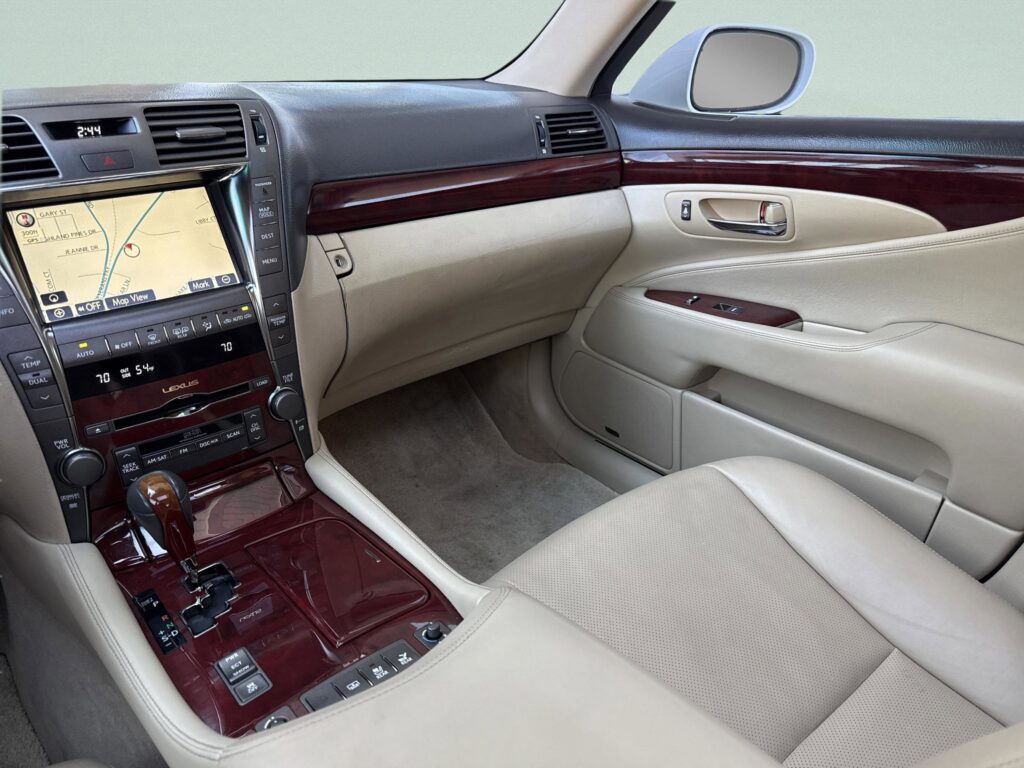 2007 Lexus LS 460