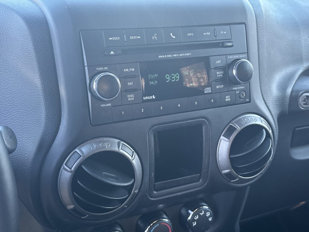 2016 Jeep Wrangler Sport