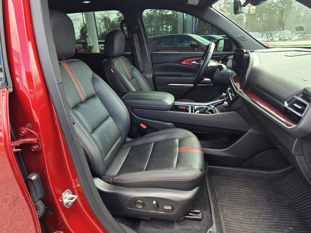 2024 Chevrolet Traverse FWD RS