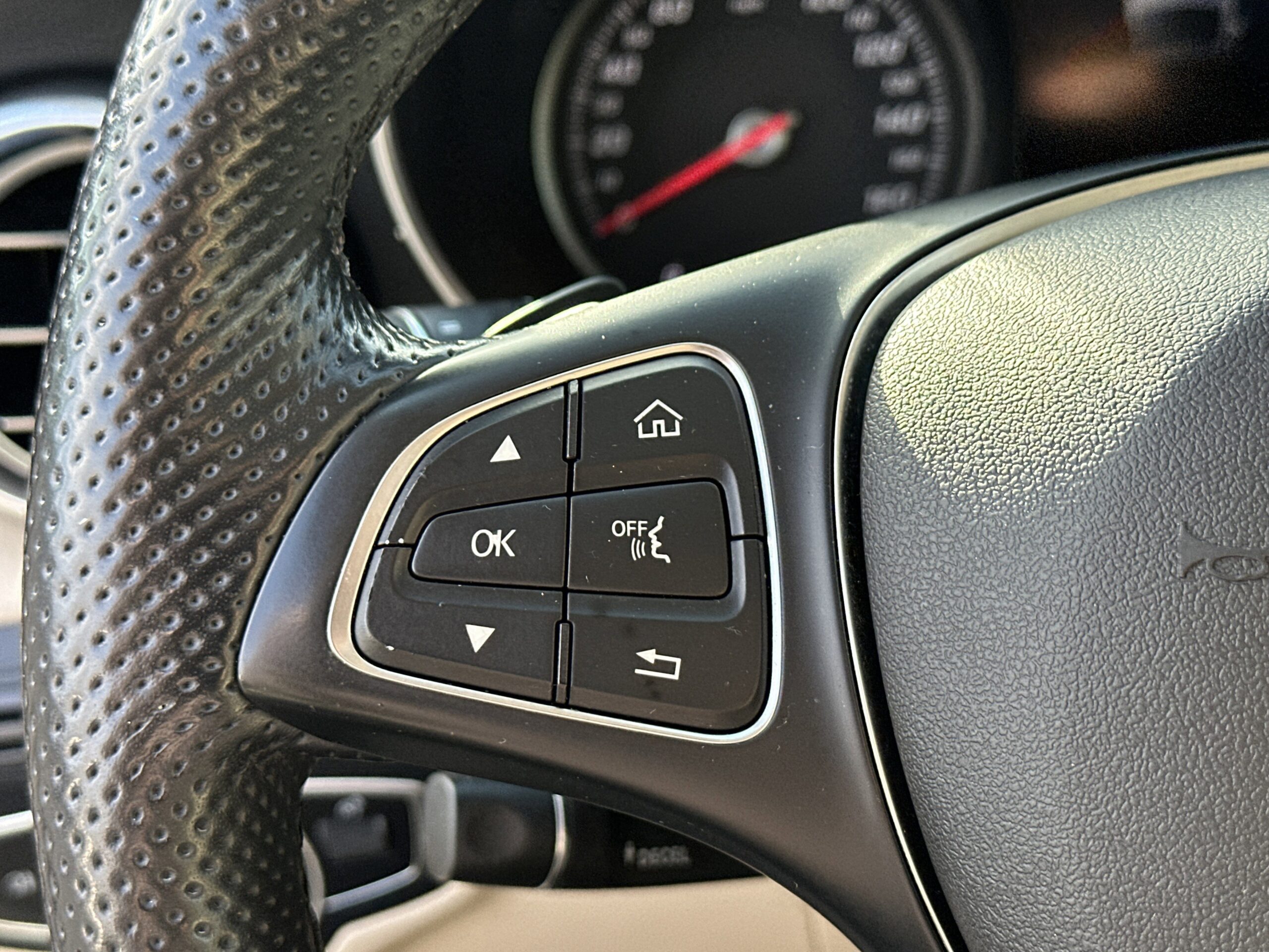 2019 Mercedes-Benz GLC GLC 300