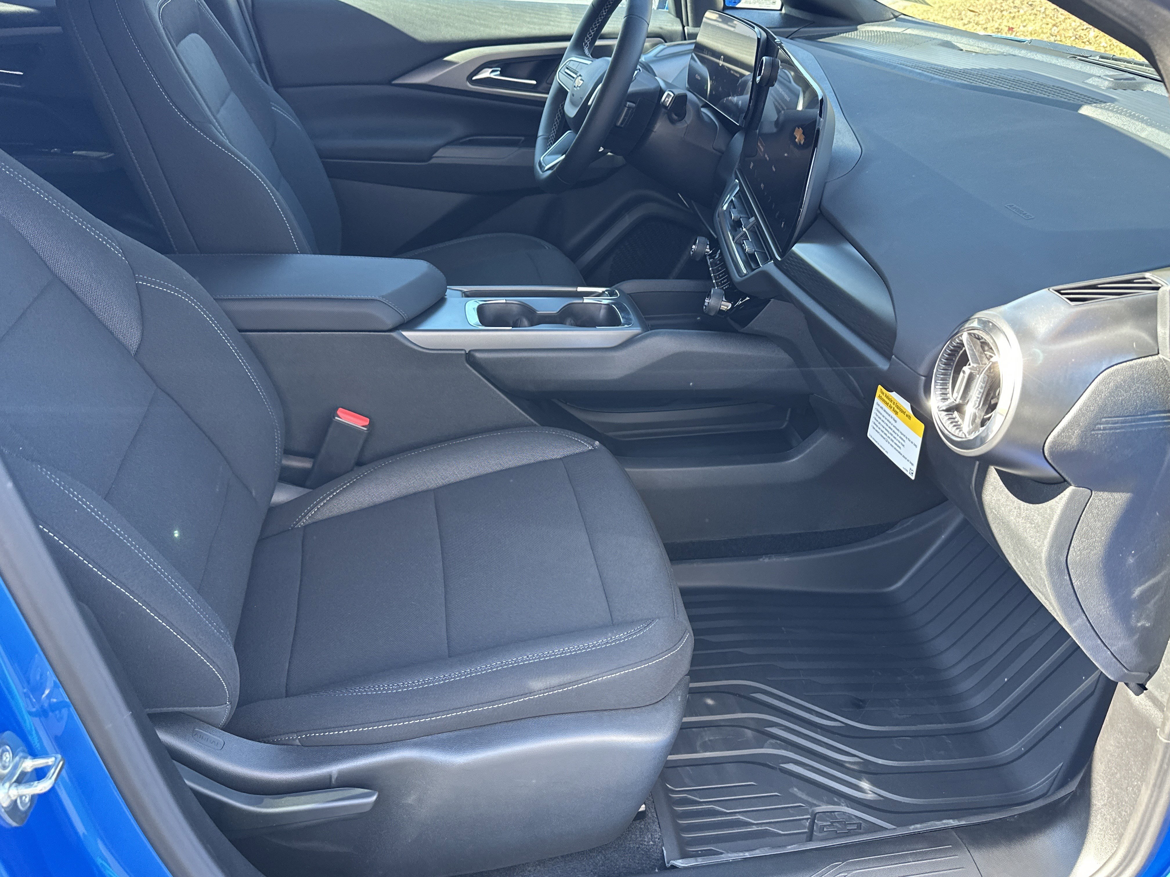 2026 Chevrolet Equinox EV LT1 w/PCY