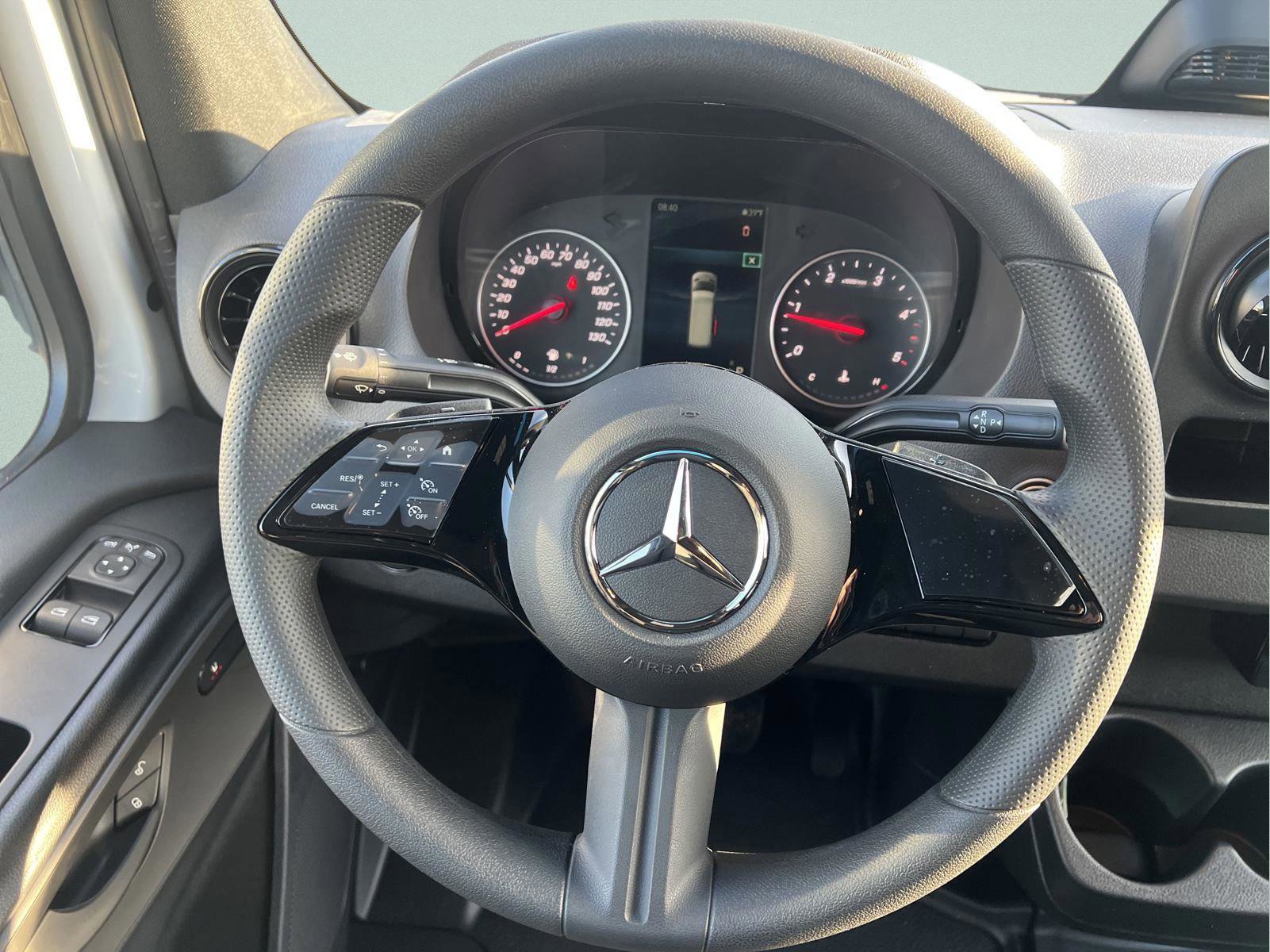 2025 Mercedes-Benz Sprinter Cargo Van 2500
