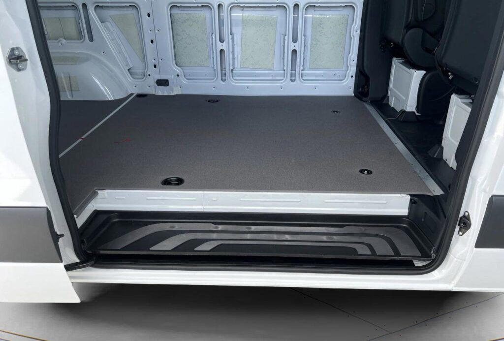 2025 Mercedes-Benz Sprinter Cargo Van 2500