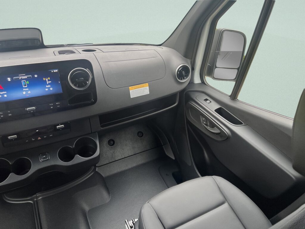 2025 Mercedes-Benz Sprinter Cargo Van 2500