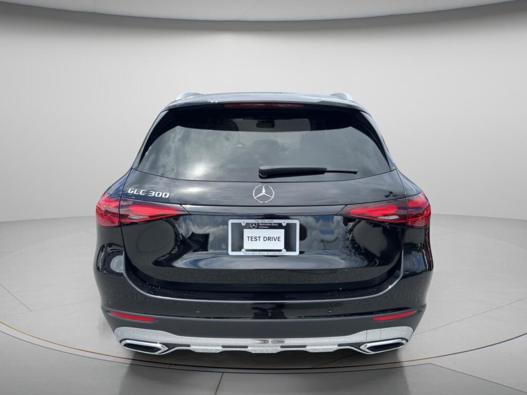 2025 Mercedes-Benz GLC GLC 300