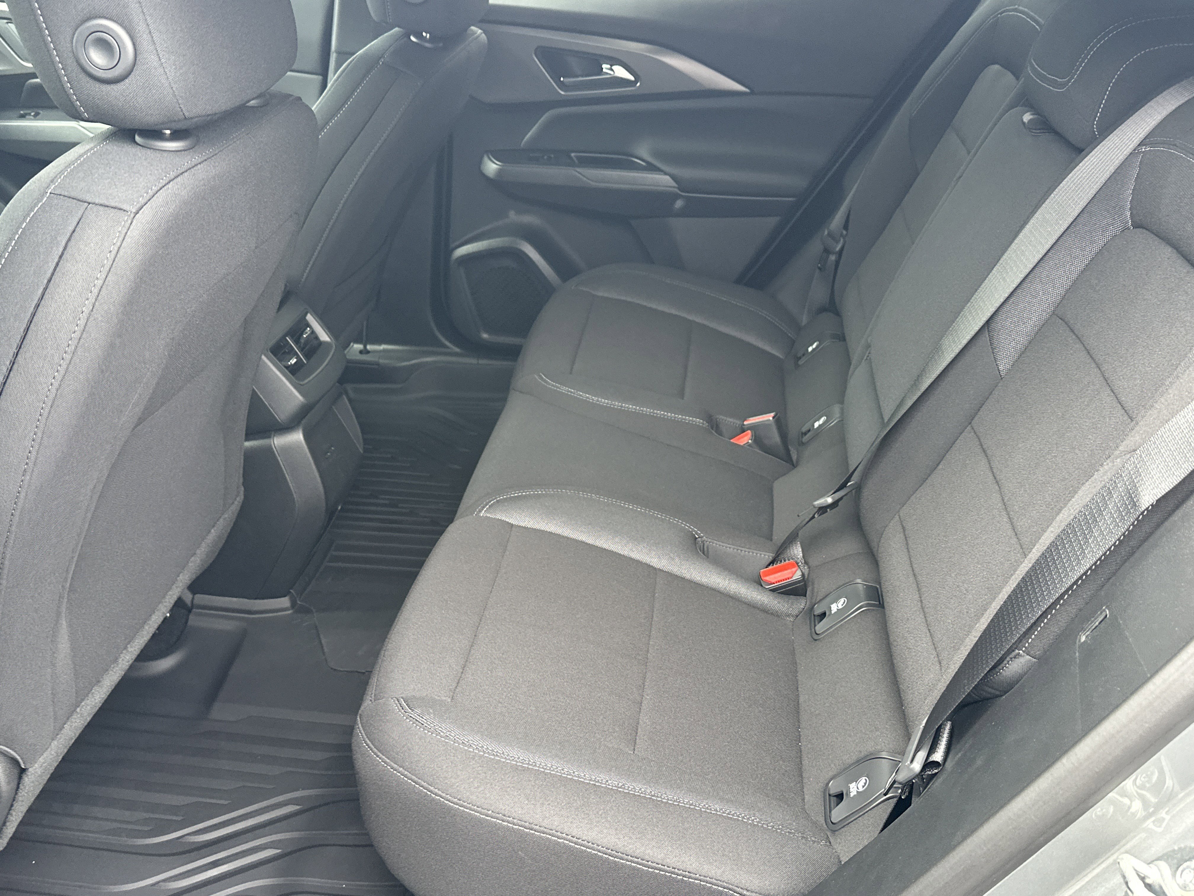 2026 Chevrolet Equinox EV LT1 w/PCY