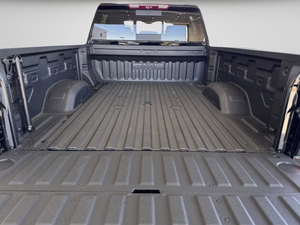 2026 GMC Sierra 2500HD AT4