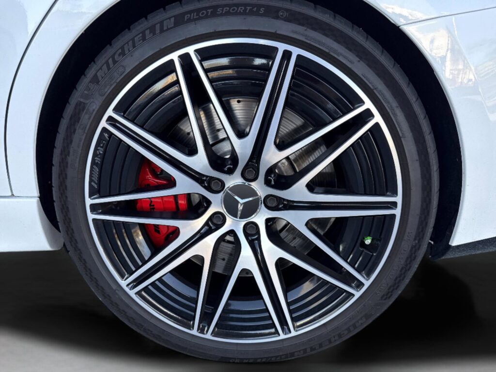 2024 Mercedes-Benz C-Class AMG C 63 S E Performance