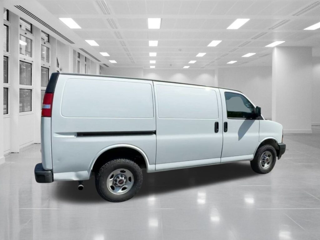 2023 GMC Savana Cargo Van