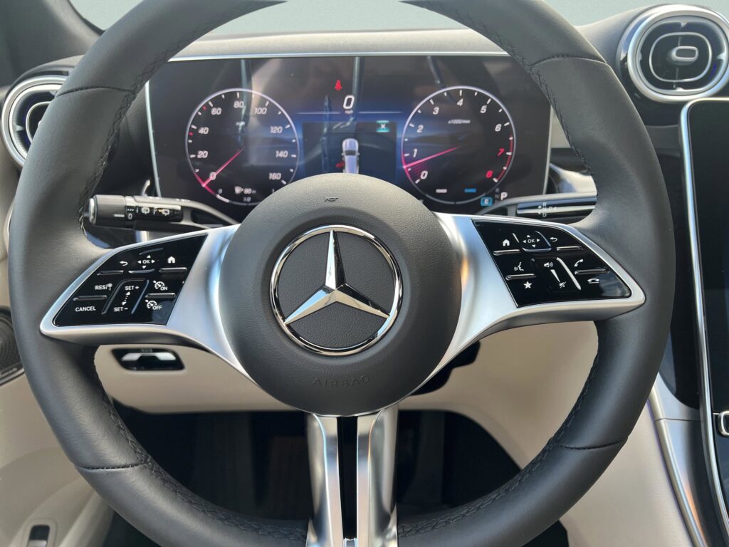 2025 Mercedes-Benz GLC GLC 300