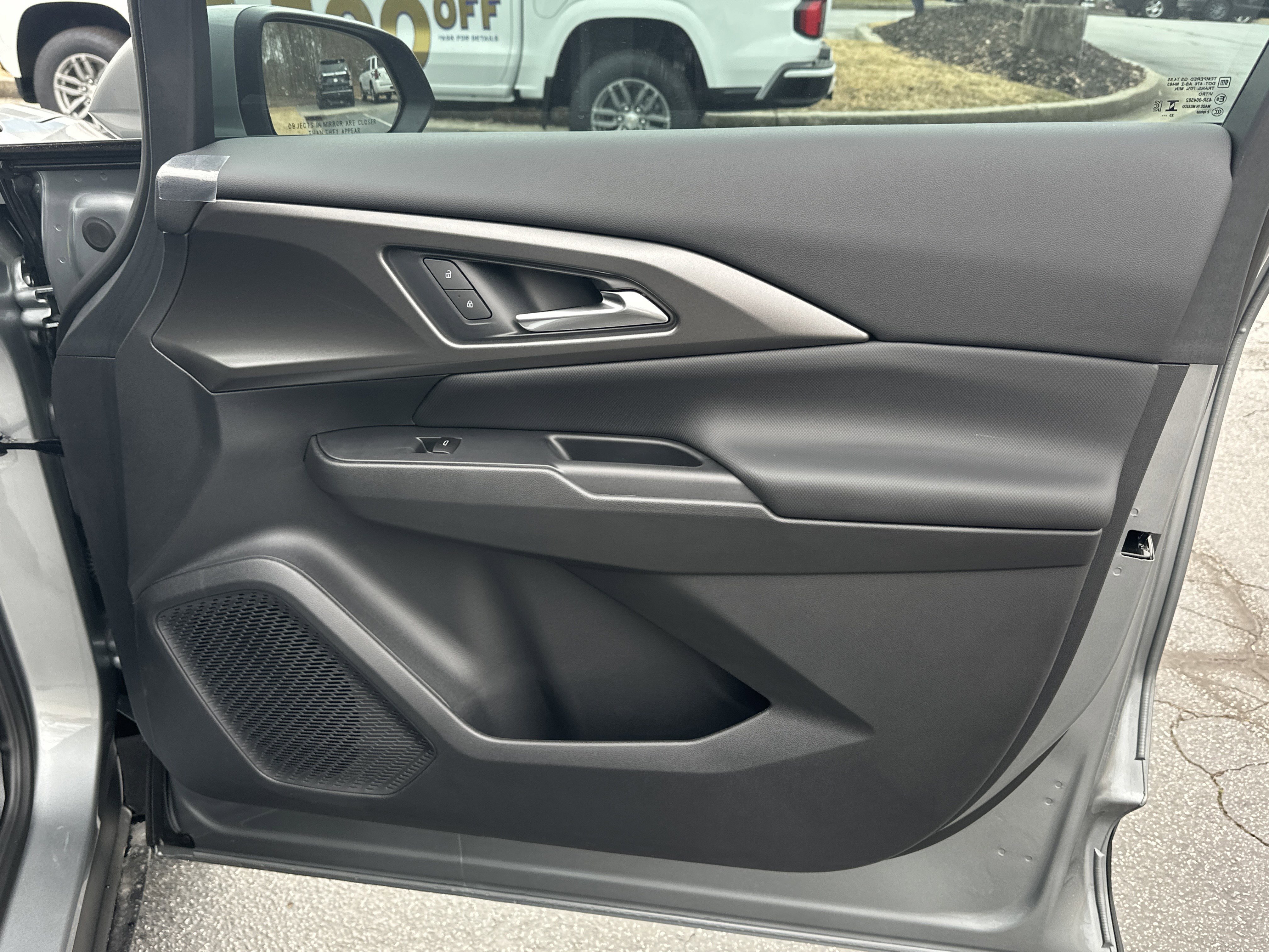 2026 Chevrolet Equinox EV LT1 w/PCY