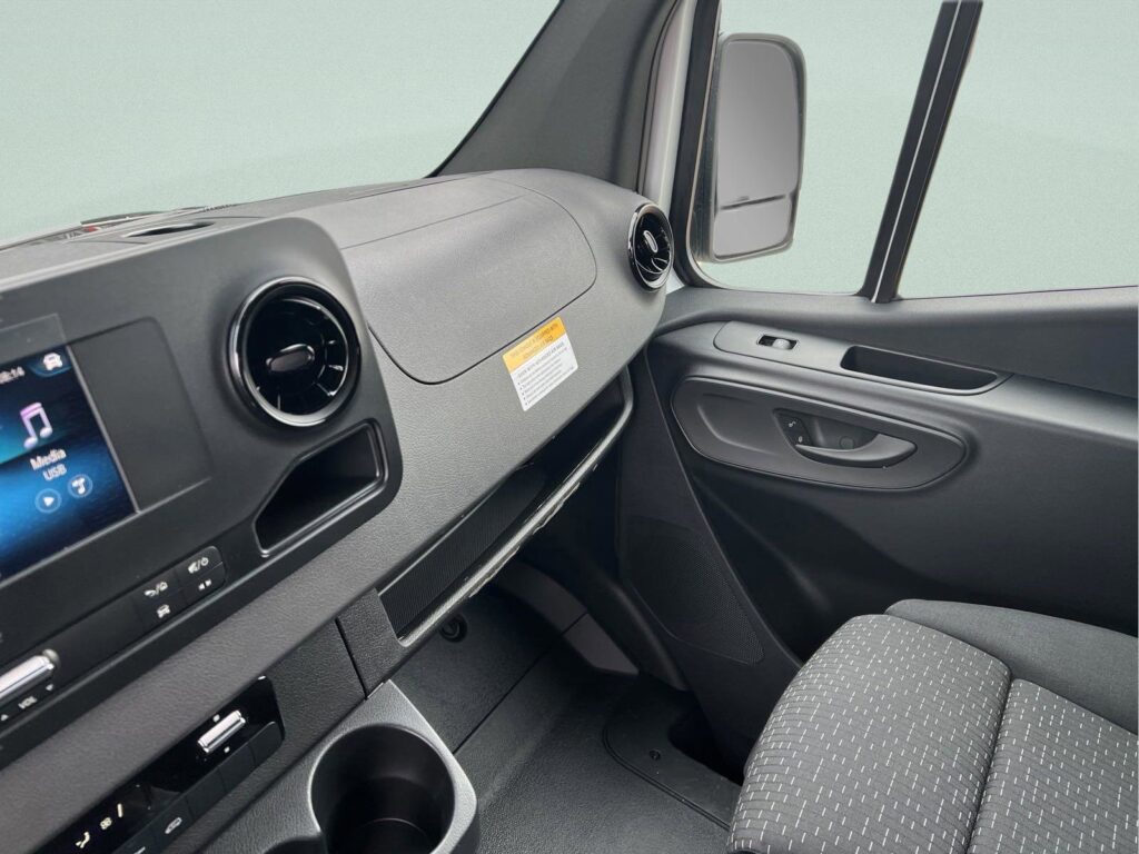 2024 Mercedes-Benz Sprinter Cargo Van 2500