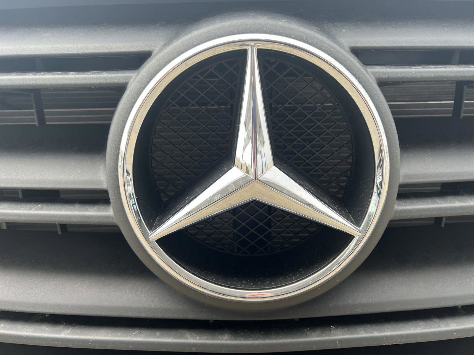 2024 Mercedes-Benz Sprinter Cargo Van LEONARD OUTFITTER 2500