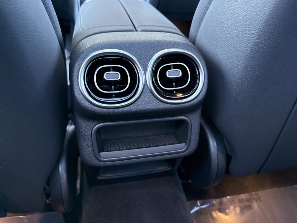 2025 Mercedes-Benz GLC GLC 300
