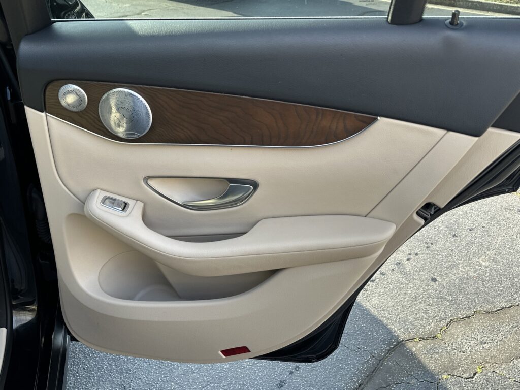 2019 Mercedes-Benz GLC GLC 300