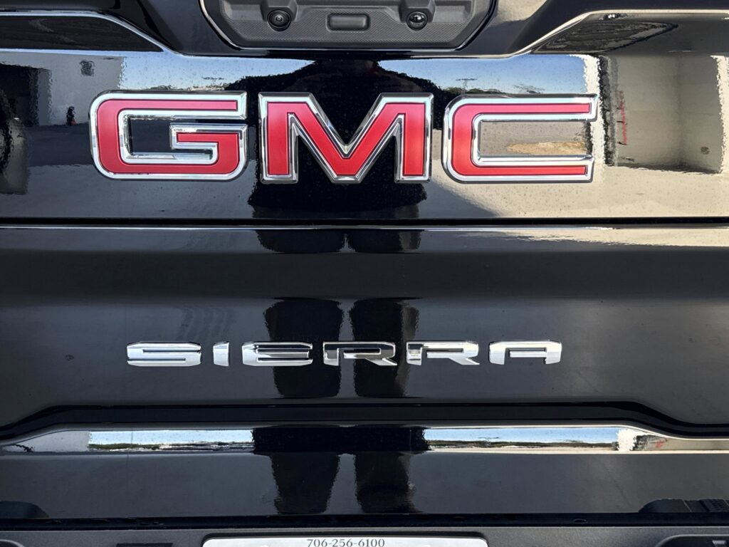 2026 GMC Sierra 2500HD AT4