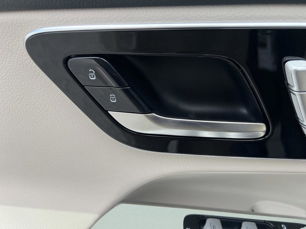 2025 Mercedes-Benz GLC GLC 300