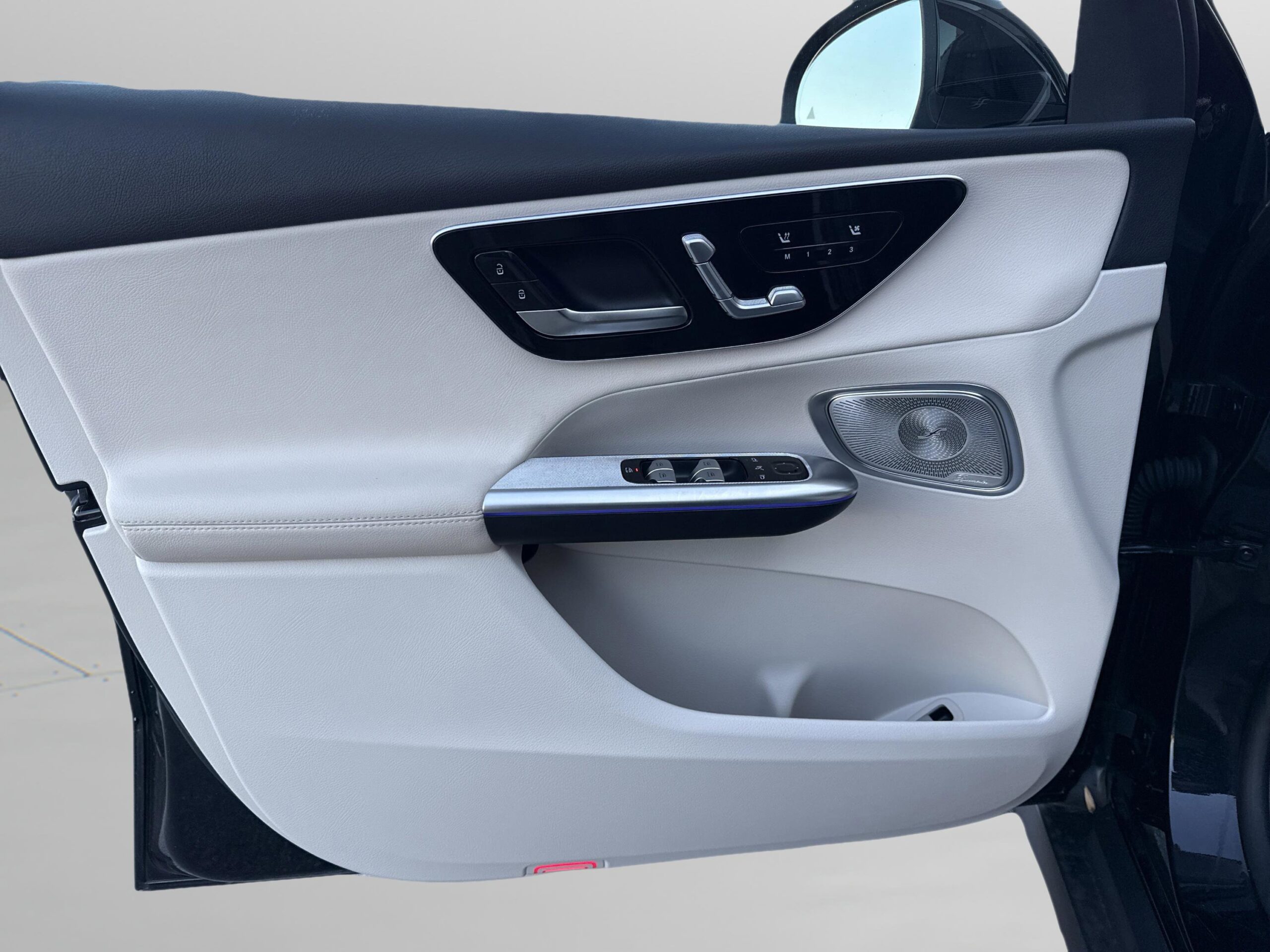 2025 Mercedes-Benz GLC GLC 300