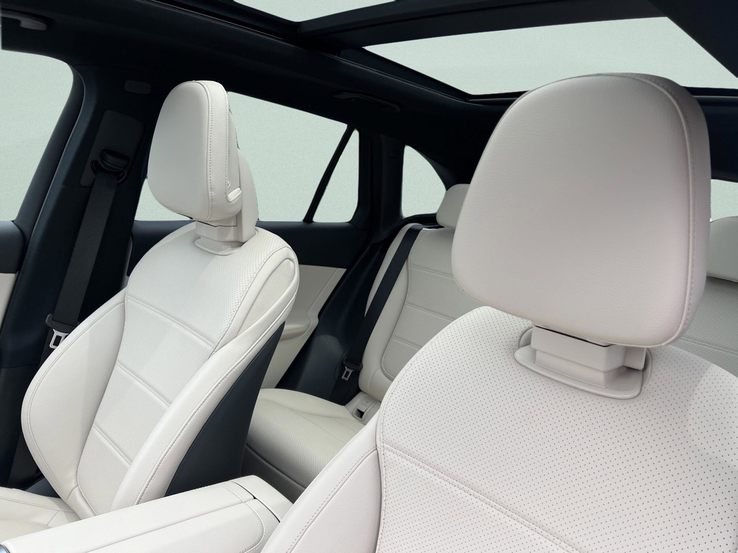 2025 Mercedes-Benz GLC GLC 300