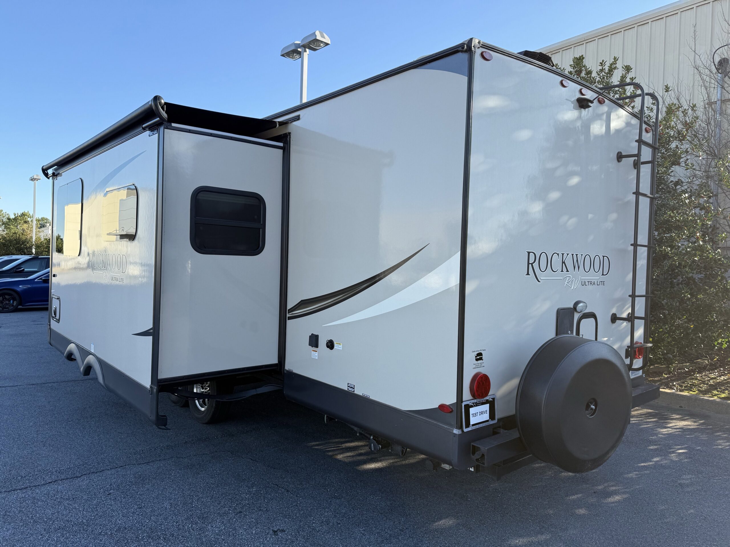 2021 ROCKWOOD LITE FOREST RIVER REAL-LITE