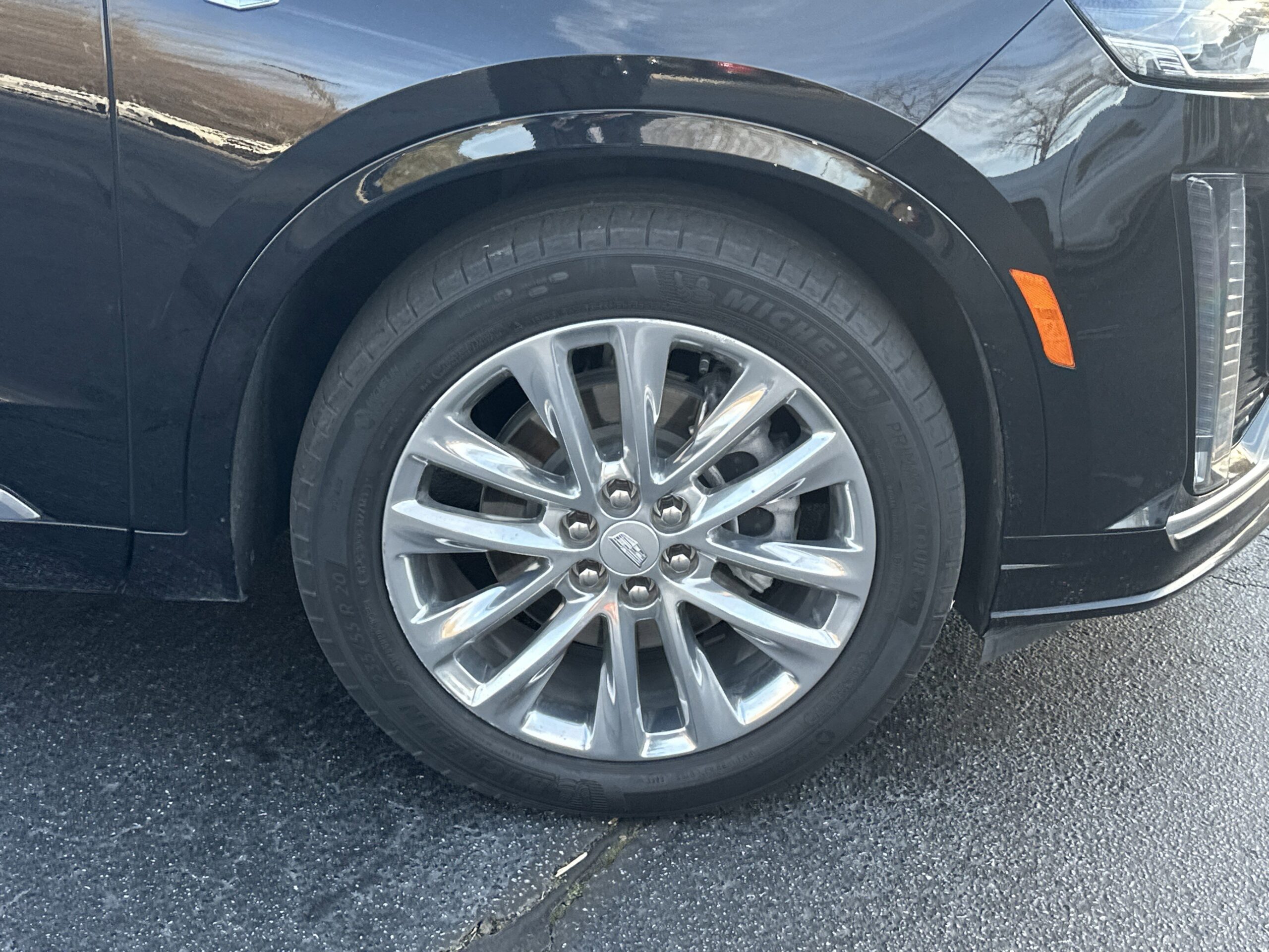 2023 Cadillac XT6 FWD Premium Luxury
