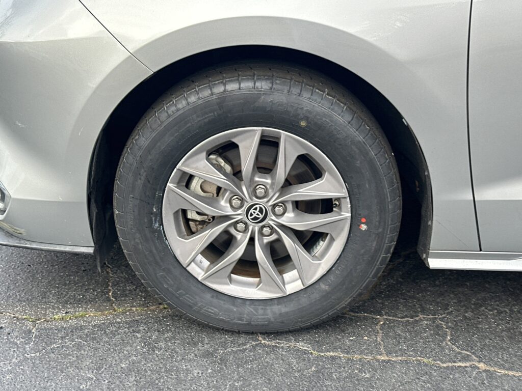 2022 Toyota Sienna XLE