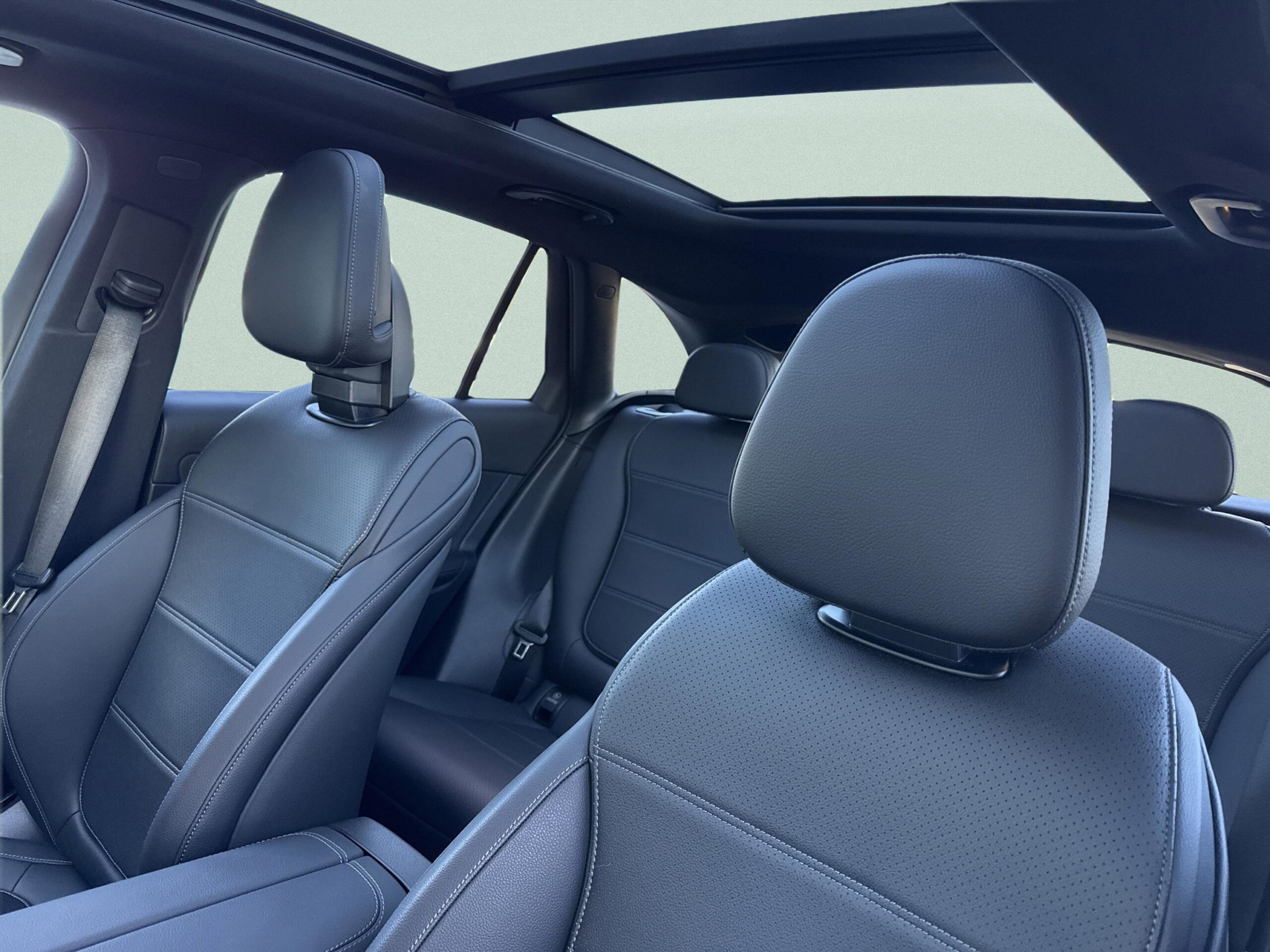 2025 Mercedes-Benz GLC GLC 300
