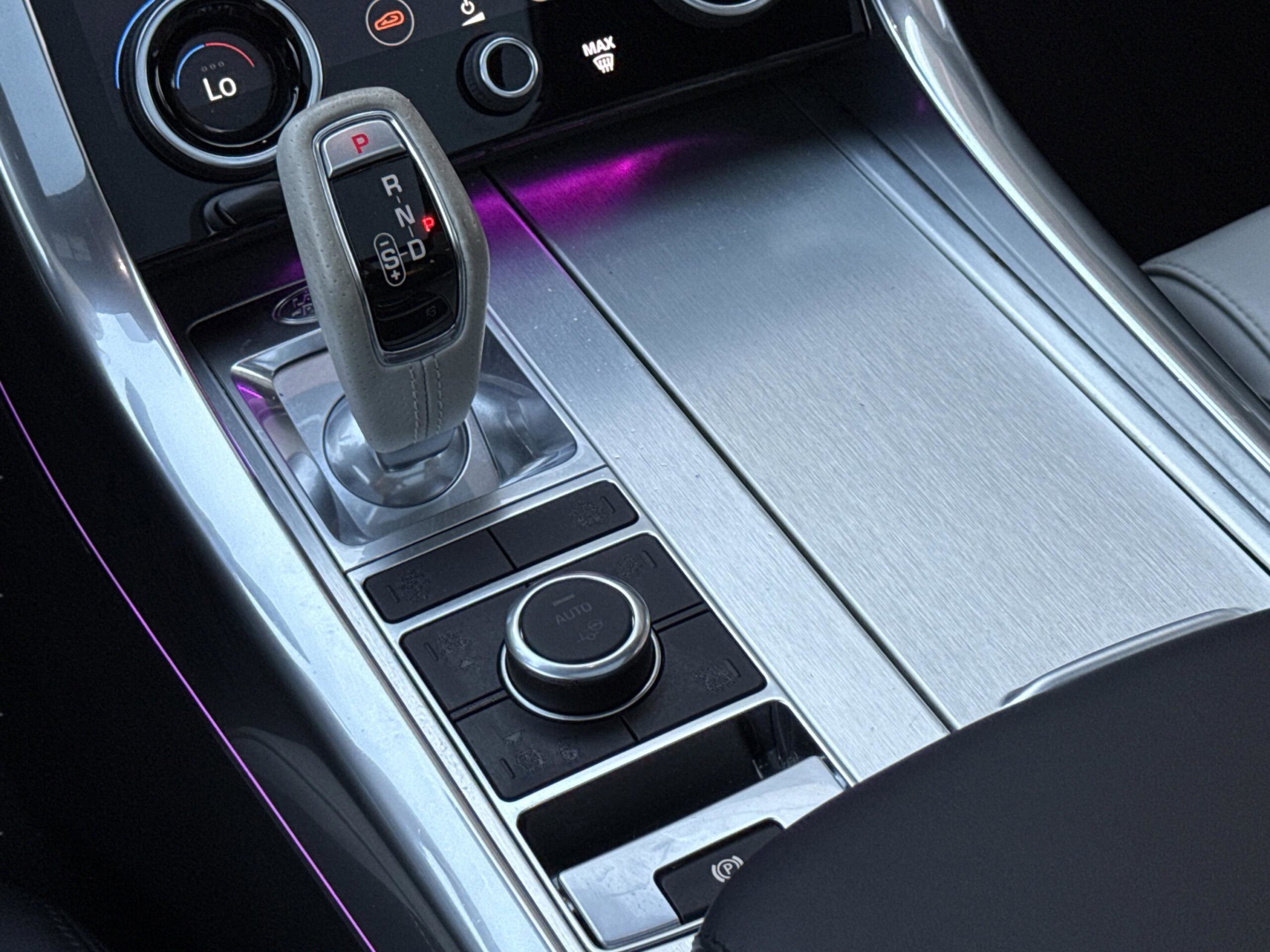 2021 Land Rover Range Rover Sport SVR