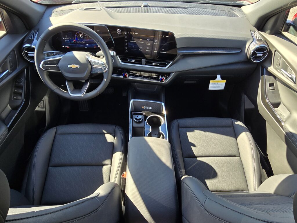 2026 Chevrolet Equinox FWD LT